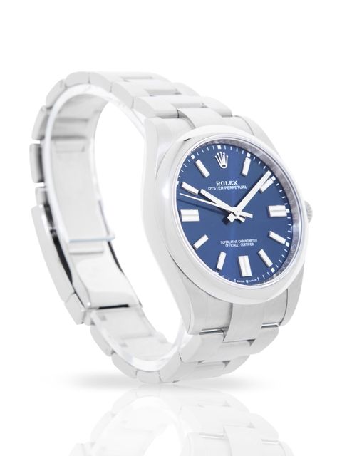 Rolex Oyster Perpetual 124300 Image 3